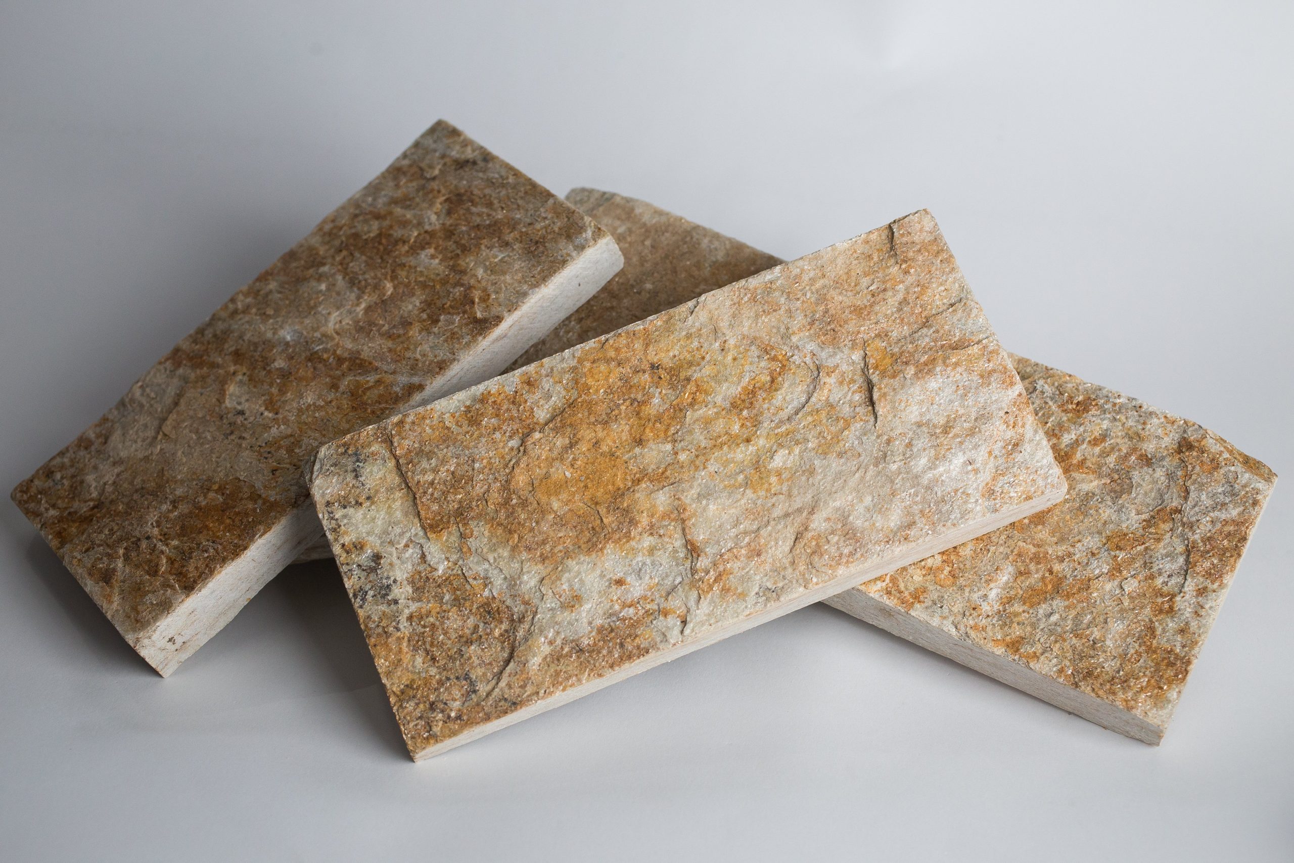 Gneiss Golden-Brown - poza produs piatra naturala Everstone