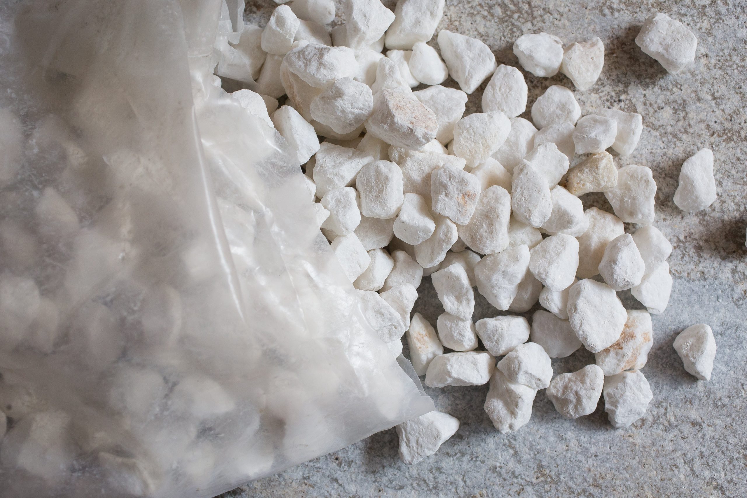 Gravel Marmură albă Thassos (sac 20 kg) - poza produs piatra naturala Everstone