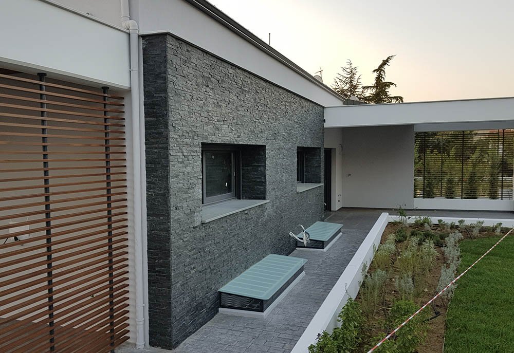 Panel Stras Black - poza produs piatra naturala Everstone